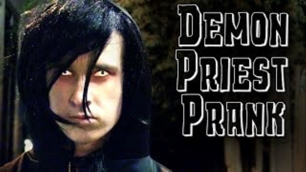 Demon Priest Scare Prank AverageBroTV
