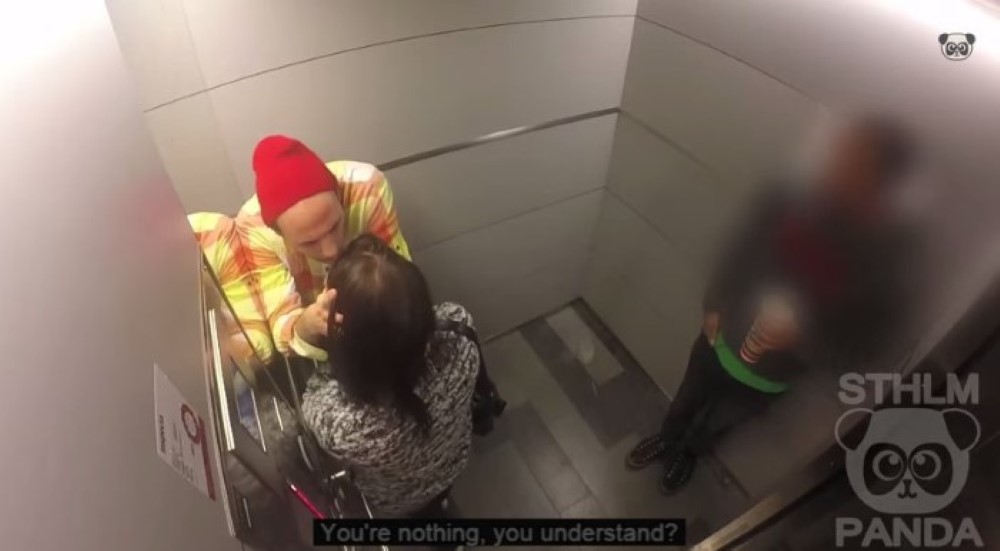 Abused in the elevator (Social experiment) STHLM Panda
