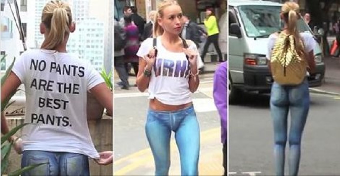 This Model's Strolling Around Hong Kong With NO PANTS ON! 